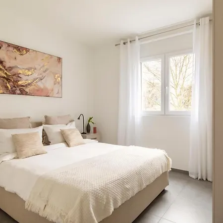 Lugano Superior Suites - Free Parking Exterior photo