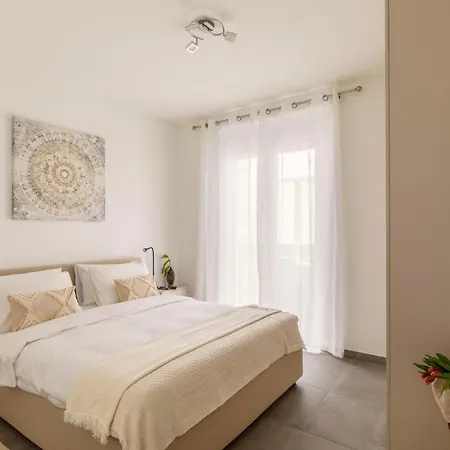 Lugano Superior Suites - Free Parking Exterior photo