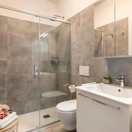 Lugano Superior Suites - Free Parking Exterior photo