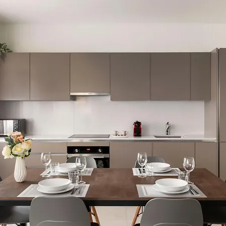 Lugano Superior Suites - Free Parking Exterior photo